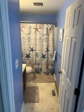 Osterville Cape Cod vacation rental - Master Bathroom