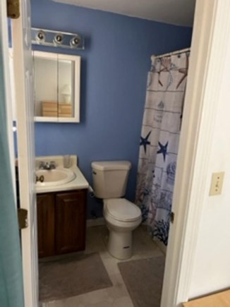 Osterville Cape Cod vacation rental - Master Bedroom Bath