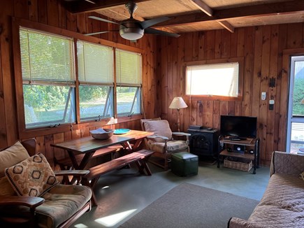 Wellfleet Cape Cod vacation rental - Livingroom