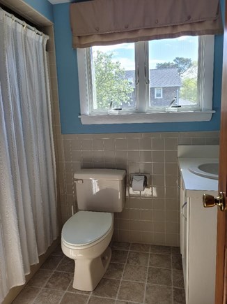 Dennis Port Cape Cod vacation rental - Full bath with tub and shower