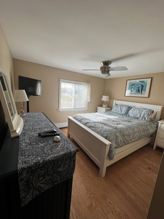 Mashpee (Popponesset) Private Cape Cod vacation rental - Easily accessible first floor bedroom and bathroom (queen bed)