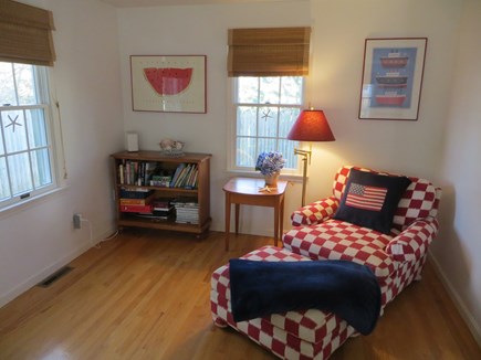 Harwich, H’Port, South of Lower County  Cape Cod vacation rental - Relax with a good book in the reading nook