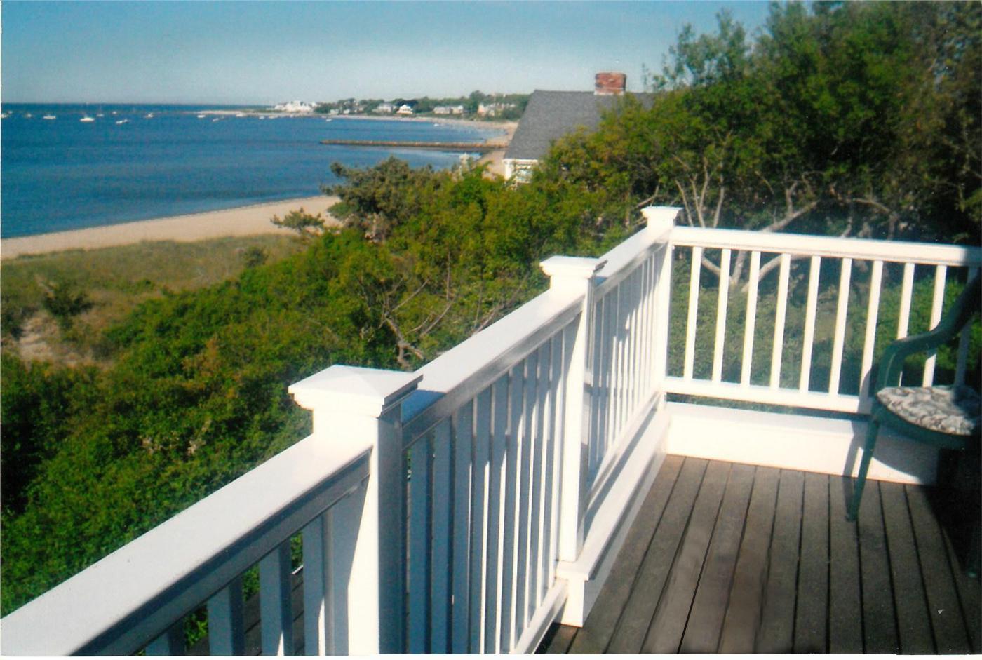 Hyannis Vacation Rental home in Cape Cod MA 02601 Walk 