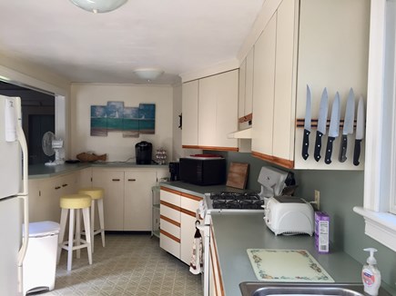 Harwich Port Cape Cod Vacation Rental Kitchen   11845 11 