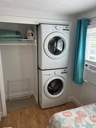 Brewster Cape Cod vacation rental - Full size LG washer/dryer