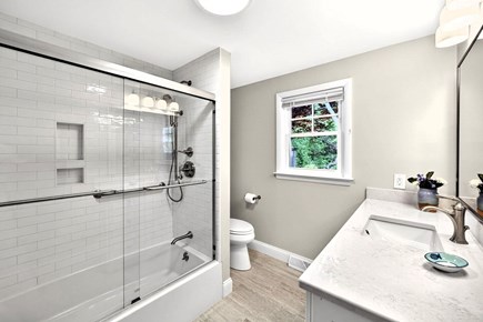 Brewster Cape Cod vacation rental - A great new bath!