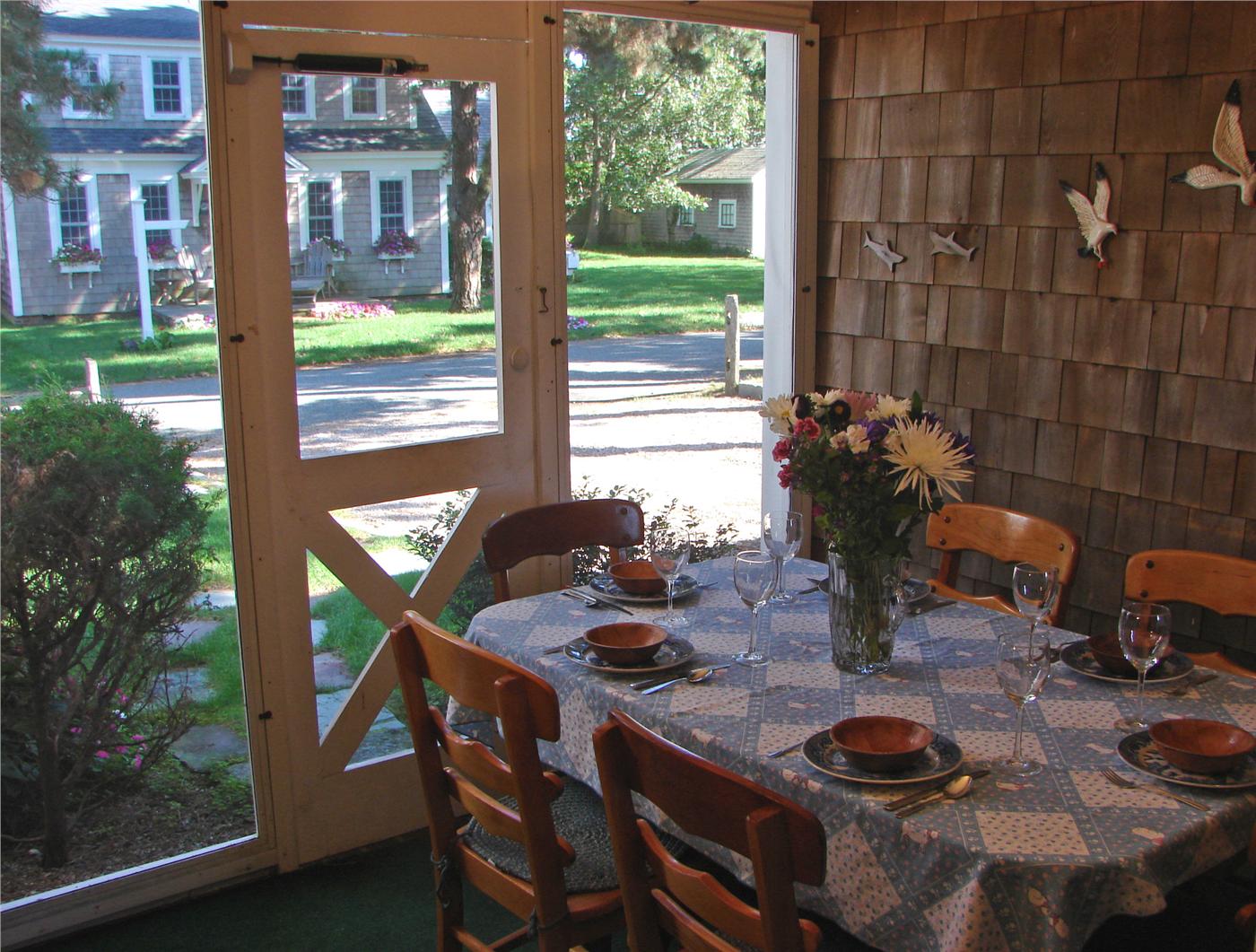 Kitchen Adjacent To Screened Porch And Door To Back Yard   13099 5b 