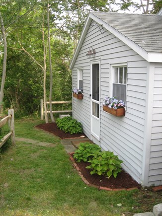 Wellfleet Cape Cod vacation rental - Just Bluffing from the driveway
