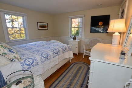 Chatham Cape Cod vacation rental - First Floor Queen Bedroom