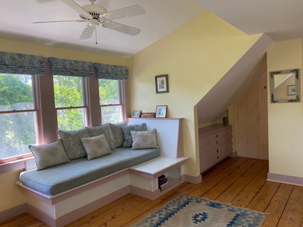 Wellfleet Cape Cod vacation rental - Bench seat for lounging in the Primary suite