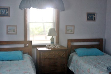 South Yarmouth Cape Cod vacation rental - Room with twin beds
