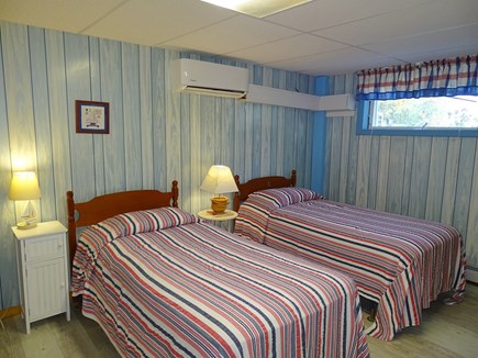 North Eastham Cape Cod vacation rental - Downstairs bedroom with two twins 