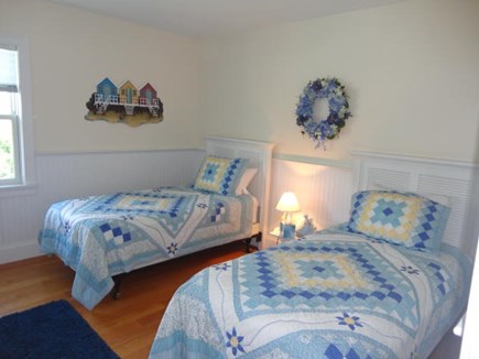 West Yarmouth Cape Cod vacation rental - Twin bedroom