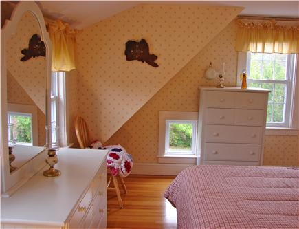 Hyannis Cape Cod vacation rental - Brand new queen bedroom set
