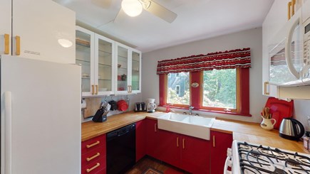 9 Pond Road, Orleans Cape Cod vacation rental - Kitchen Facing Side Yard