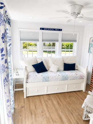 Dennisport Cape Cod vacation rental - Bright sunroom with daybed and trundle