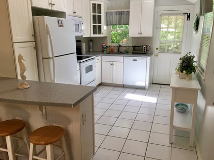 New Seabury, Popponesset, Mash Cape Cod vacation rental - Bright, updated kitchen