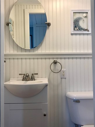 Wellfleet Cape Cod vacation rental - Newly remodeled half bath