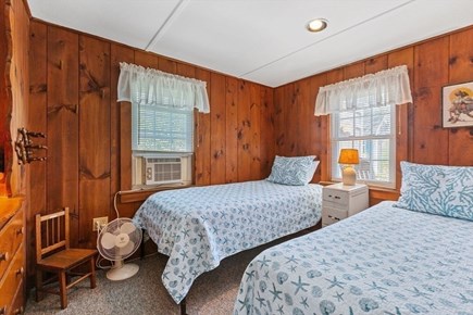 Dennis Port Cape Cod vacation rental - Twin Beds w/AC