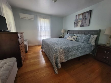 Brewster Cape Cod vacation rental - First floor King