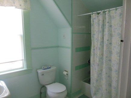 Harwich Port Cape Cod vacation rental - Upstairs bathroom with shower and tub