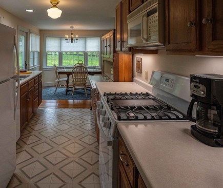 Old Village, Chatham Cape Cod vacation rental - Kitchen