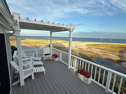 Chatham, On the Beach Front, North Chat Cape Cod vacation rental - New 2025 Shaded Pergola w amazing water views 180 deg. Xtnds LR