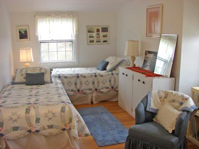 Near Lighthouse beach/Chatham Cape Cod vacation rental - Upstairs Twin bedroom