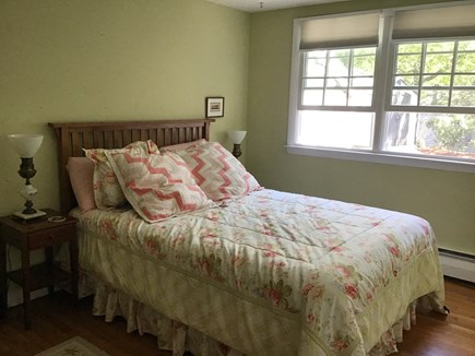 Falmouth Cape Cod vacation rental - Downstairs queen room