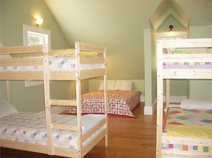 Wellfleet, Ocean Side Cape Cod vacation rental - Kids Bedroom sleeps 6