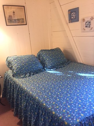 Walk to Wellfleet Ctr. Cape Cod vacation rental - Bedroom #1 w/full size bed