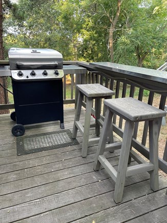 Walk to Wellfleet Ctr. Cape Cod vacation rental - Deck grill