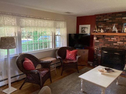 Yarmouth Port Cape Cod vacation rental - Living room