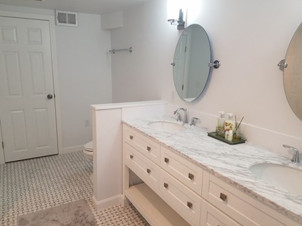Orleans Cape Cod vacation rental - New master bathroom
