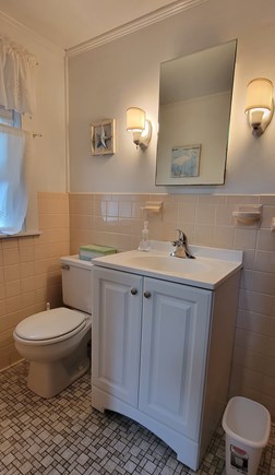 Eastham Cape Cod vacation rental - Bath