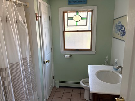 Provincetown Cape Cod vacation rental - Bathroom