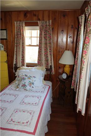 Harwich Port Cape Cod vacation rental - Down Stairs Bedroom #2 w/ 1 twin bed