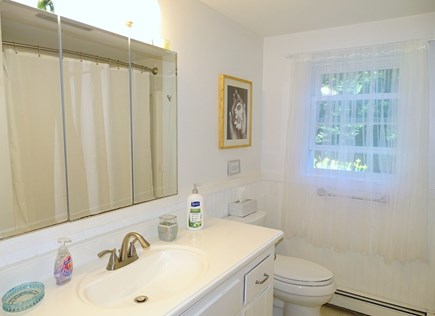 Chatham Cape Cod vacation rental - Upstairs full bathroom