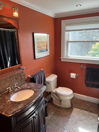 Brewster Dennis town line Cape Cod vacation rental - Main Bath