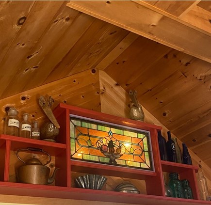 Brewster Cape Cod vacation rental - Kitchen Stained Glass Night Light and Cathedral Ceiling