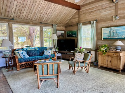 Orleans Cape Cod vacation rental - ...comfortable seating area.
