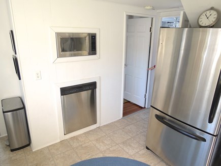 Brewster Cape Cod vacation rental - Microwave and dishwasher