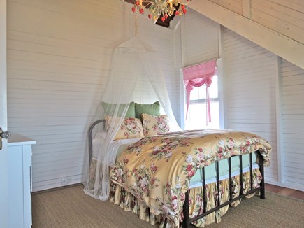 Brewster Cape Cod vacation rental - One upper level bedroom provides this stylish, comfortable queen.

This room is another example of the imaginative use of color and coordination that