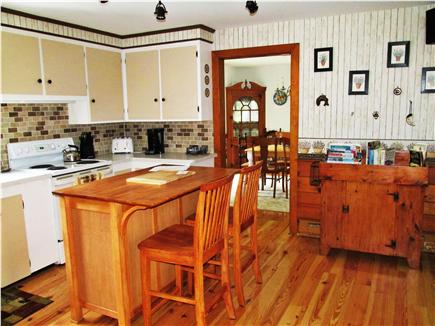 Brewster, The Highlands on Seymours Pond Cape Cod vacation rental - Kitchen