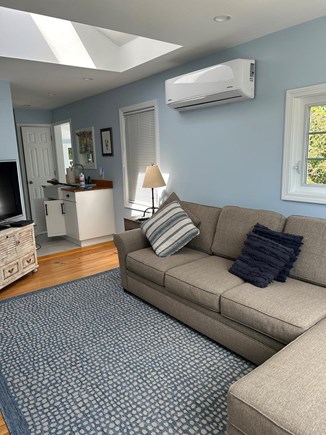 42 Hiawatha Road Harwichport Cape Cod vacation rental - Cottage family room