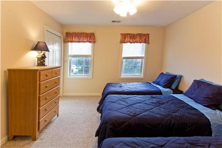 Mashpee Cape Cod vacation rental - Fifth Bedroom with 3 Twin Beds