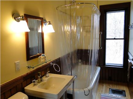 East Dennis Cape Cod vacation rental - Full bathroom upstairs