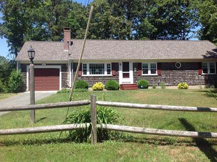 Hyannis/Centerville Cape Cod vacation rental - Front of house