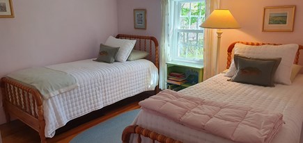 Osterville Cape Cod vacation rental - Upstairs bedroom with two twin beds and a daybed for a child.