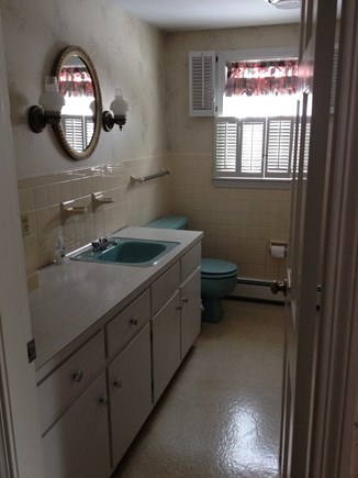 East Falmouth Cape Cod vacation rental - 2nd Floor Full Bathroom (Sink, Toilet, shower/tub)